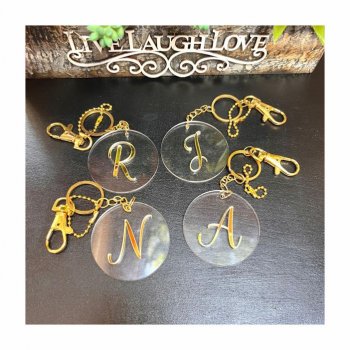 Kit com 4 Chaveiros com Letra em Acrílico